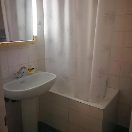 Jenny's Luxury Flat Near The Center & *