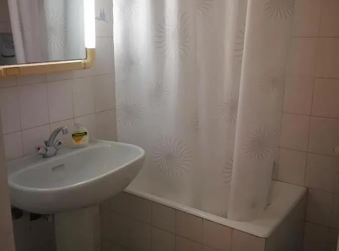 Jenny's Luxury Flat Near The Center & *